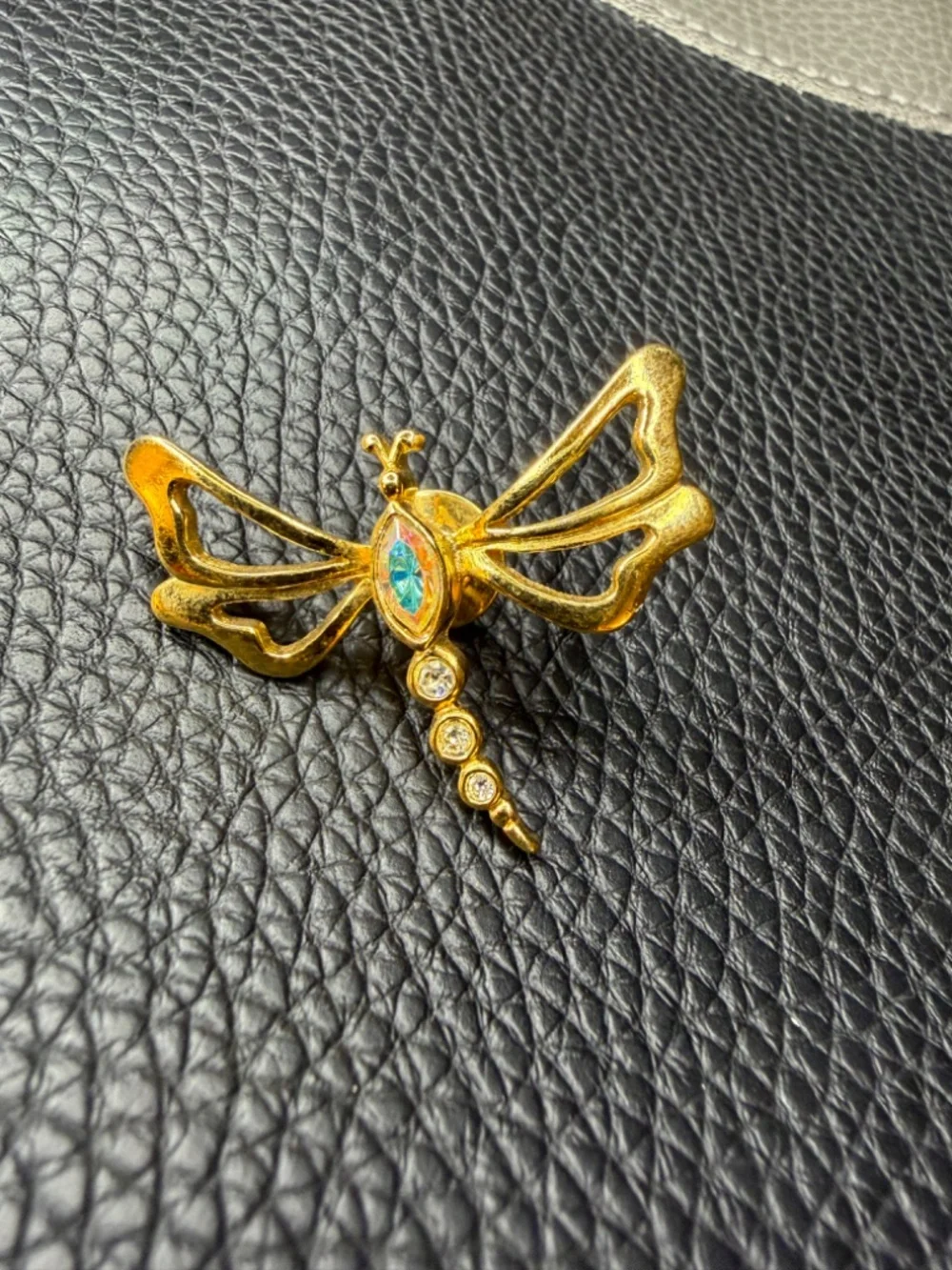 Vintage Gold Tone Avon Dragonfly Aurora Borealis Crystal Brooch Signed Pin 1.5